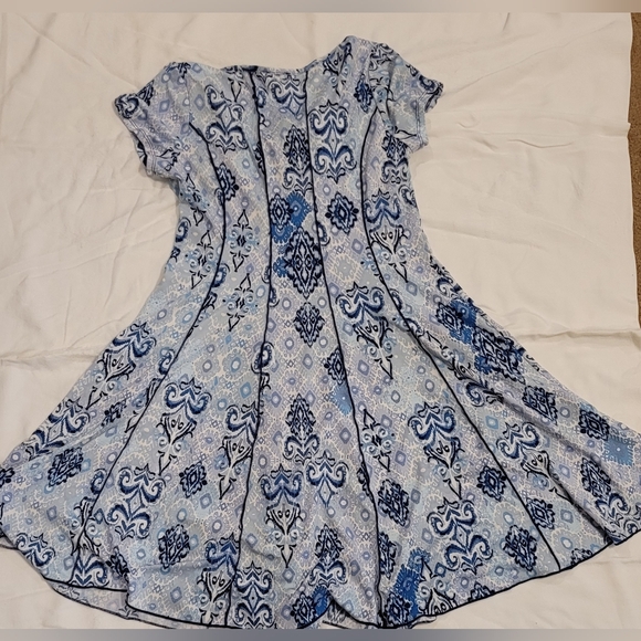 Cute Sami & Jo petite dress - Picture 2 of 4